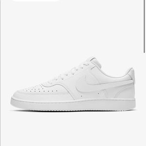 Nike Men’s court vision size 10.5